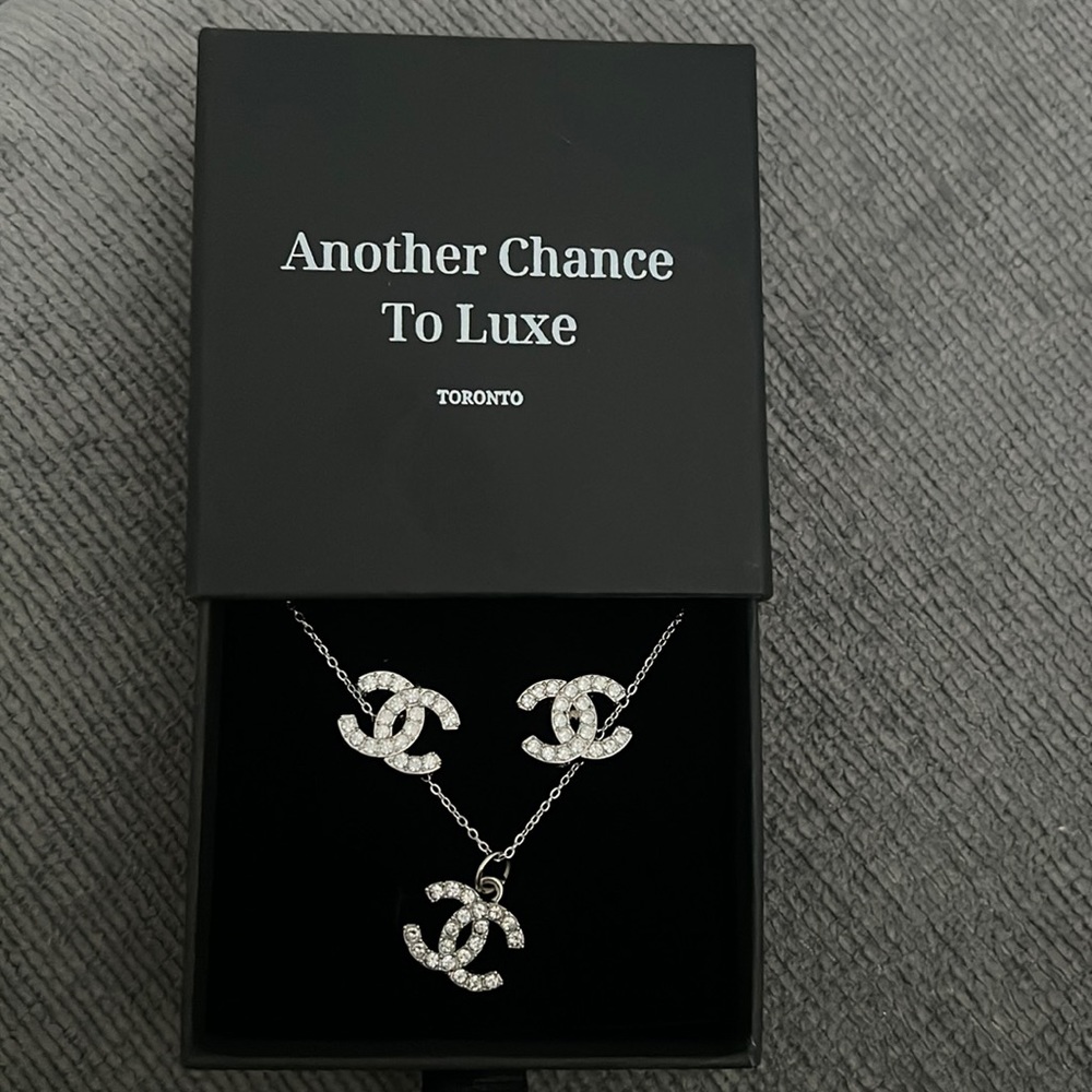 Vintage reworked pieces. CHANEL Necklace and Earrings Set.